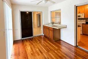 5156 Michael Dr, West Palm Beach, FL 33417 - Photo 5