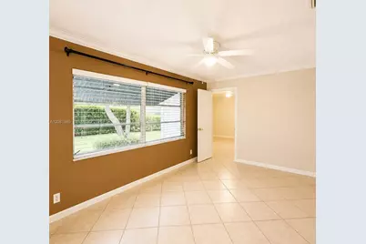 5156 Michael Dr, West Palm Beach, FL 33417 - Photo 9