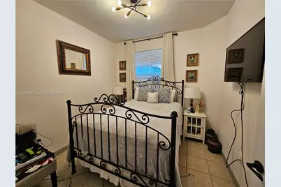 1661 SE 28th St #105, Homestead, FL 33035 - Photo 11