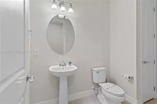 10407 SW Captiva Dr, Port Saint Lucie, FL 34987 - Photo 45