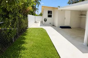 204 SW 7th Ave, Hallandale Beach, FL 33009 - Photo 15