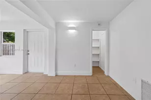 7490 NW 23rd St, Sunrise, FL 33313 - Photo 21