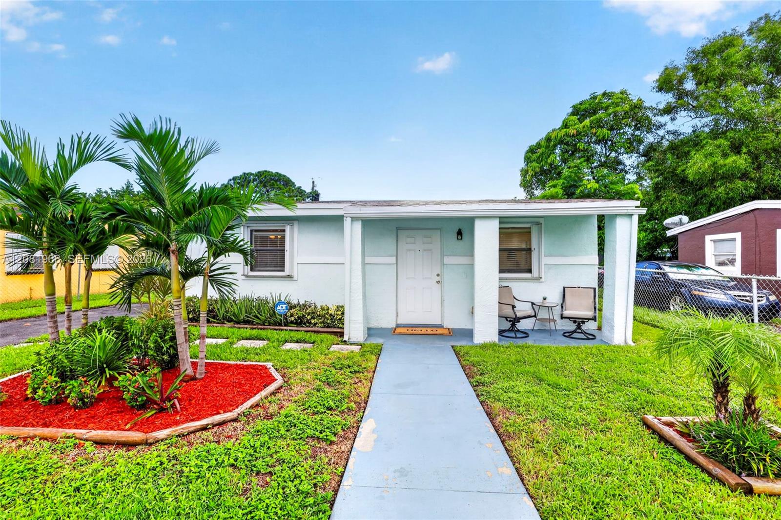 2825 NW 3rd St - 2825 NW 3rd St, Pompano Beach, FL 33069 Luxury Property | Jose Angel Pina
