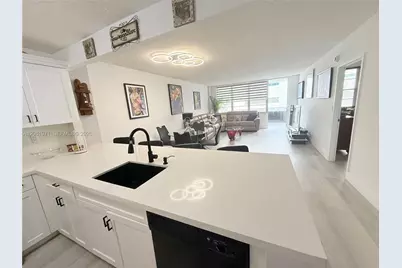 3725 S Ocean Dr #423, Hollywood, FL 33019 - Photo 7