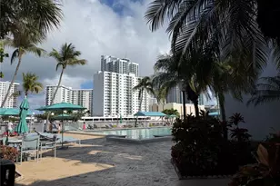 1000 Parkview Dr, Hallandale Beach, FL 33009 - Photo 27