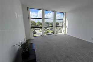 1000 Parkview Dr, Hallandale Beach, FL 33009 - Photo 13
