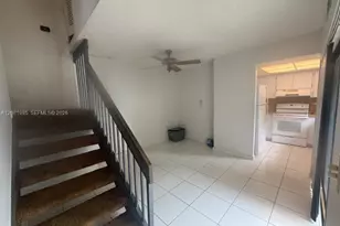 9764 NW 4th Ln, Miami, FL 33172 - Photo 7