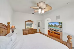 953 SW 143rd Ave, Pembroke Pines, FL 33027 - Photo 21
