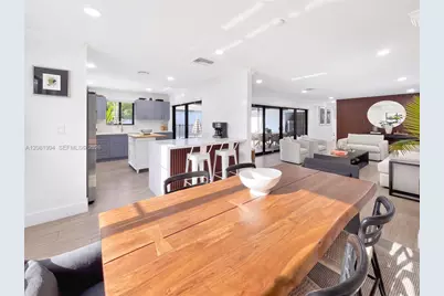 8201 SW 151st St, Palmetto Bay, FL 33158 - Photo 5