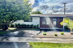 3210 SW 94th Ct, Miami, FL 33165 - Photo 5