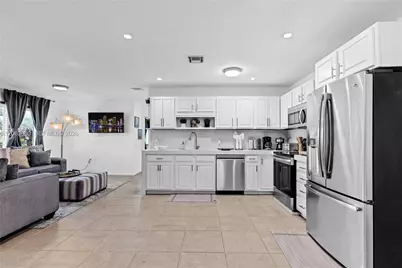 1430 NE 11th St #1430, Homestead, FL 33033 - Photo 13