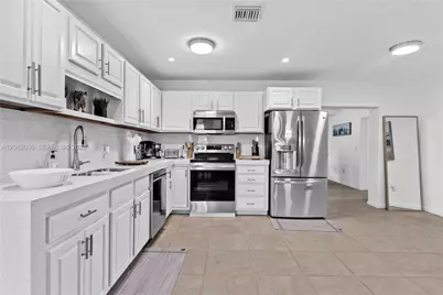 1430 NE 11th St #1430, Homestead, FL 33033 - Photo 15