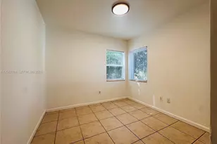 573 NE 82nd St, Miami, FL 33138 - Photo 13