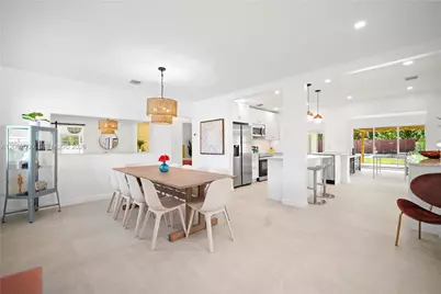 1360 NE 138th St, North Miami, FL 33161 - Photo 9