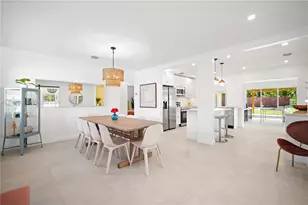 1360 NE 138th St, North Miami, FL 33161 - Photo 9
