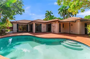 2533 NE 35th Dr, Fort Lauderdale, FL 33308 - Photo 9