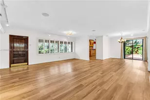 2533 NE 35th Dr, Fort Lauderdale, FL 33308 - Photo 5