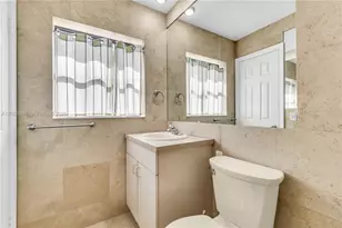2533 NE 35th Dr, Fort Lauderdale, FL 33308 - Photo 23