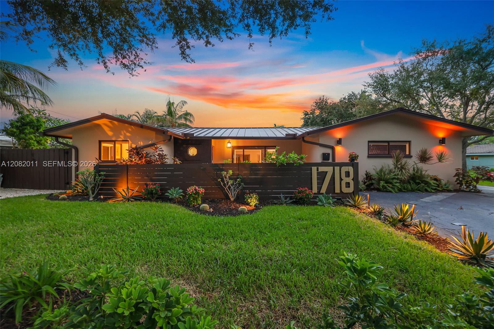 1718 NE 58th St - 1718 NE 58th St, Fort Lauderdale, FL 33334 Luxury Property | Jose Angel Pina