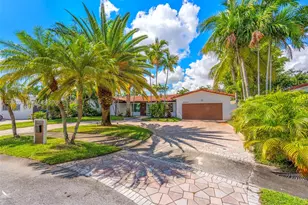 21000 NE 18th Ct, Miami, FL 33179 - Photo 1