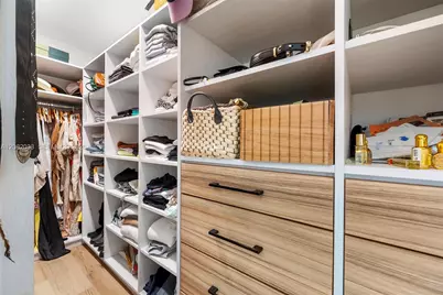 21000 NE 18th Ct, Miami, FL 33179 - Photo 33