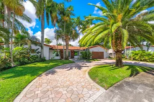 21000 NE 18th Ct, Miami, FL 33179 - Photo 49