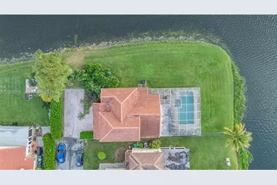 2873 Oak Park Cir, Davie, FL 33328 - Photo 45