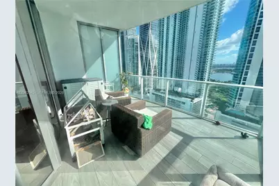 851 NE 1st Ave #2605, Miami, FL 33132 - Photo 5