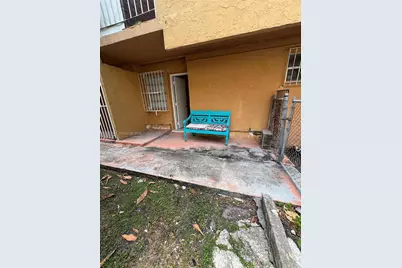 515 SW 3rd St #3, Miami, FL 33130 - Photo 9