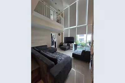244 Biscayne Blvd #652, Miami, FL 33132 - Photo 1