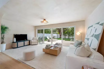 10619 NE 10th Pl, Miami Shores, FL 33138 - Photo 13