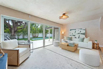 10619 NE 10th Pl, Miami Shores, FL 33138 - Photo 11