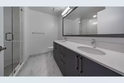 19401 W Dixie Hwy #313, Miami, FL 33180 - Photo 27
