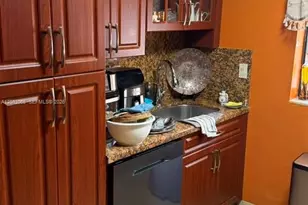 2770 W 61st Pl, Hialeah, FL 33016 - Photo 11