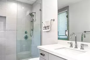 6100 N Ocean Dr, Hollywood, FL 33019 - Photo 19
