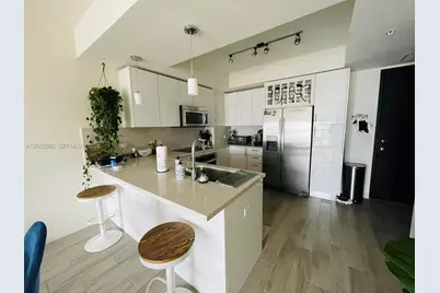 999 SW 1st Ave #2710, Miami, FL 33130 - Photo 3
