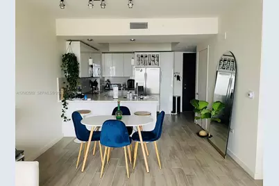 999 SW 1st Ave #2710, Miami, FL 33130 - Photo 5