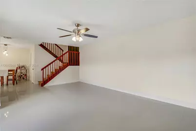 2404 24th Way, West Palm Beach, FL 33407 - Photo 15