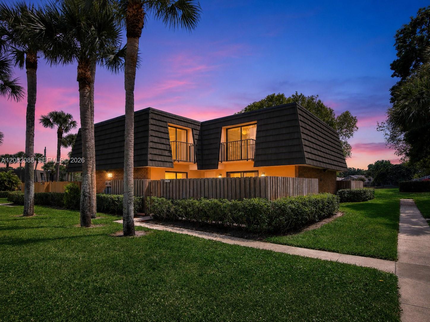 2404 24th Way main architectural view