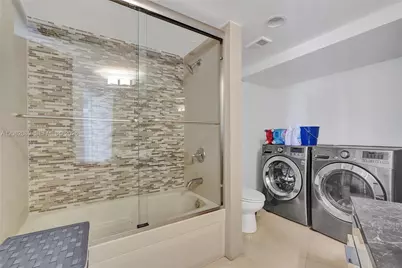 1000 E Island Blvd #1403, Aventura, FL 33160 - Photo 49