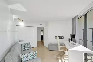 1000 E Island Blvd, Aventura, FL 33160 - Photo 25