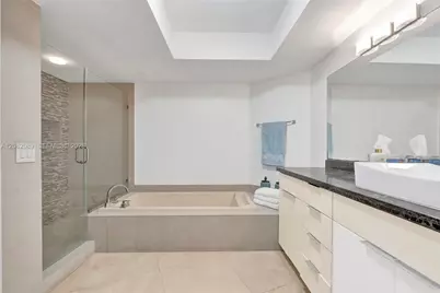 1000 E Island Blvd #1403, Aventura, FL 33160 - Photo 19
