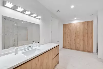 20 Isle Of Venice Dr #302, Fort Lauderdale, FL 33301 - Photo 19