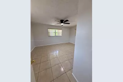 2433 SW 11th St, Miami, FL 33135 - Photo 9