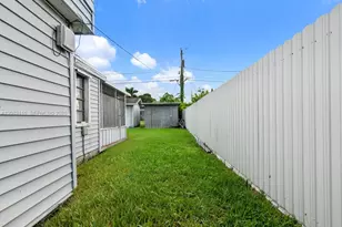 30312 SW 172nd Ave, Homestead, FL 33030 - Photo 9