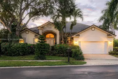 3026 Lakewood Dr, Weston, FL 33332 - Photo 3
