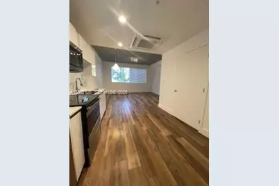 141 NW 16th Ave #1, Miami, FL 33125 - Photo 7