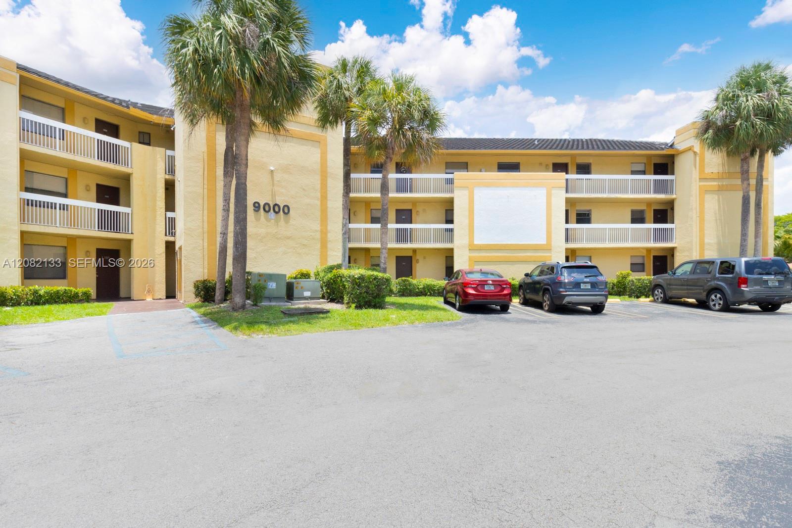 9022 NW 28th Dr #2-212