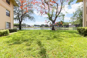 9022 NW 28th Dr, Coral Springs, FL 33065 - Photo 17