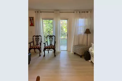 11183 NW 7th St #104, Miami, FL 33172 - Photo 5
